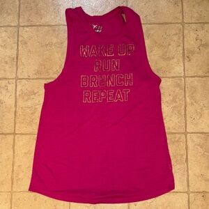 Old Navy Women's Fuchsia Muscle Tee